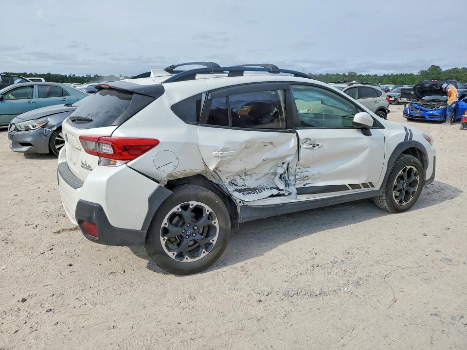 2023 Subaru Xv VIN JF2GTAEC3PH245452 COPART salvage auction — SIDE, Tx - Salvage Vehicle Title, sold $3,850 on 2026-07-10 (photo 3)