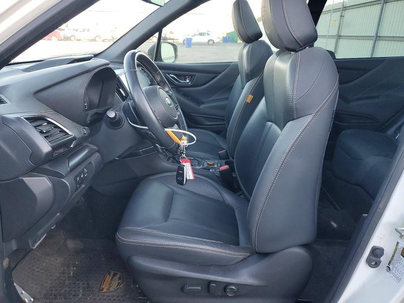 2022 Subaru Forester VIN JF2SKAMCXNH439892 COPART salvage auction — SIDE, Salvage Title, sold $7,600 on 2026-07-14 (photo 7)