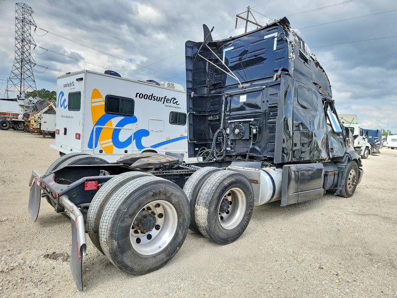 2024 Volvo Vnl VIN 4V4NC9EH3RN336570 COPART salvage auction — ROLLOVER, La - Cert Of Title-Salvage, sold $36,000 on 2026-08-20 (photo 4)