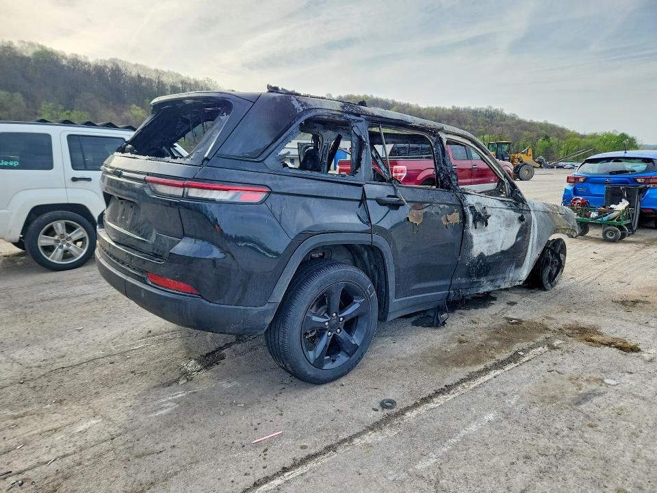2024 Jeep Grand cherokee VIN 1C4RJHAGXR8600473 COPART salvage auction — BURN, PA - CERTIFICATE OF SALVAGE, sold $500 on 2026-07-02 (photo 3)