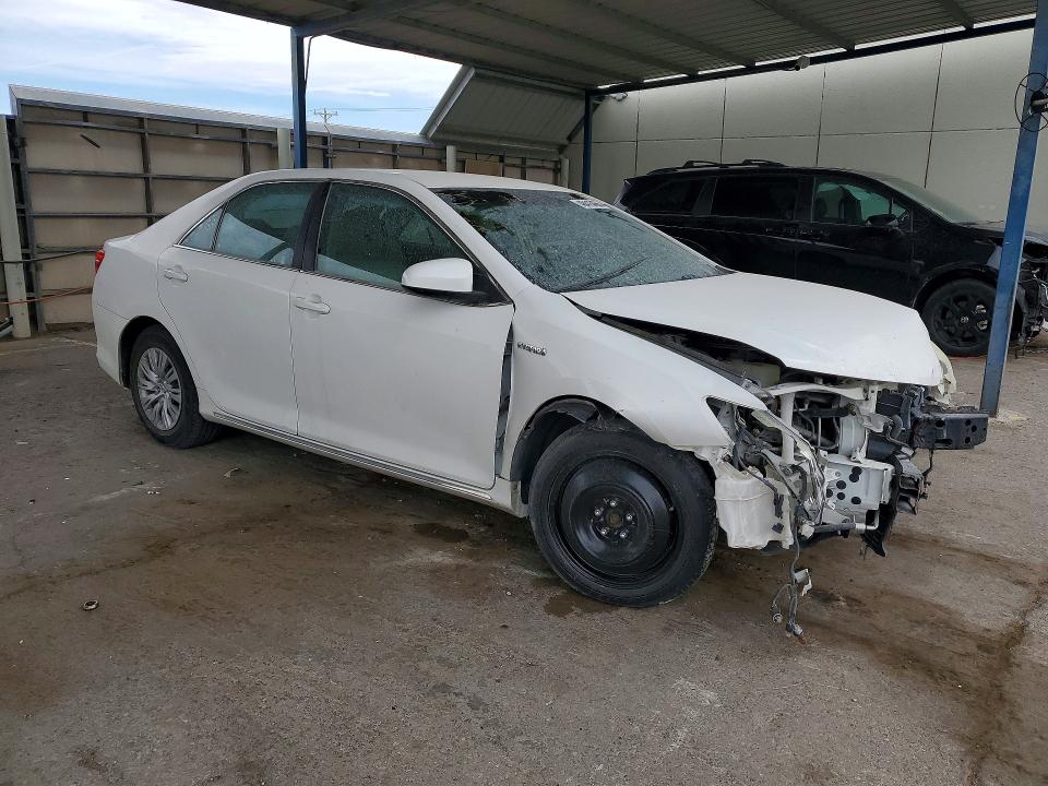 2014 Toyota Camry solara VIN 4T1BD1FKXEU122615 COPART salvage auction — FRONT END, Tx - Salvage Vehicle Title, sold $975 on 2026-07-08 (photo 4)