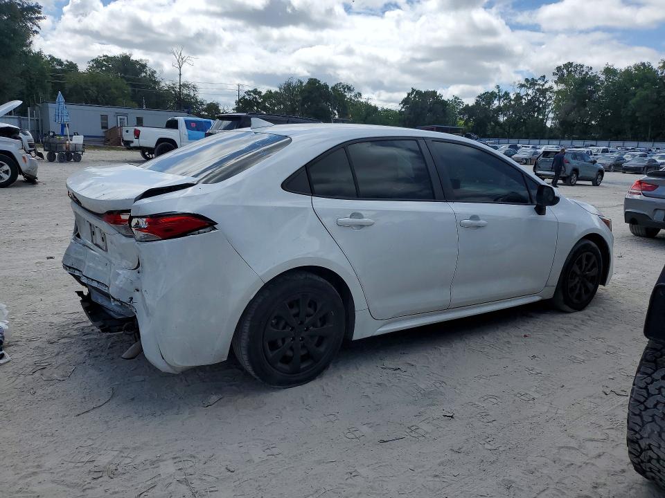 2022 Toyota Corolla VIN JTDEPMAE4N3024276 COPART salvage auction — REAR END, Fl - Cert Of Title Slvg Rebuildable, sold $4,150 on 2026-07-07 (photo 3)