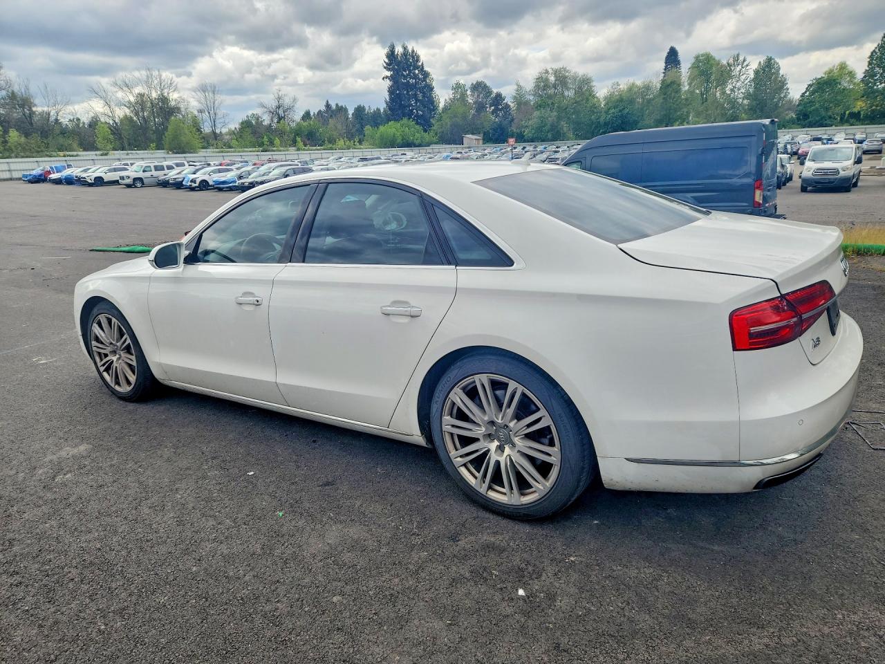 2015 Audi A8 VIN WAUJGAFD8FN019937 COPART salvage auction — Side, Ls - Salvage Title, sold $3,299 on 2026-09-23 (photo 2)