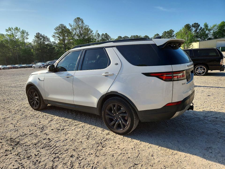 2017 Land rover Discovery VIN SALRRBBV8HA046451 COPART salvage auction — MINOR DENT/SCRATCHES, Nc - Salvage Certificate Of Title, sold $800 on 2026-07-31 (photo 2)