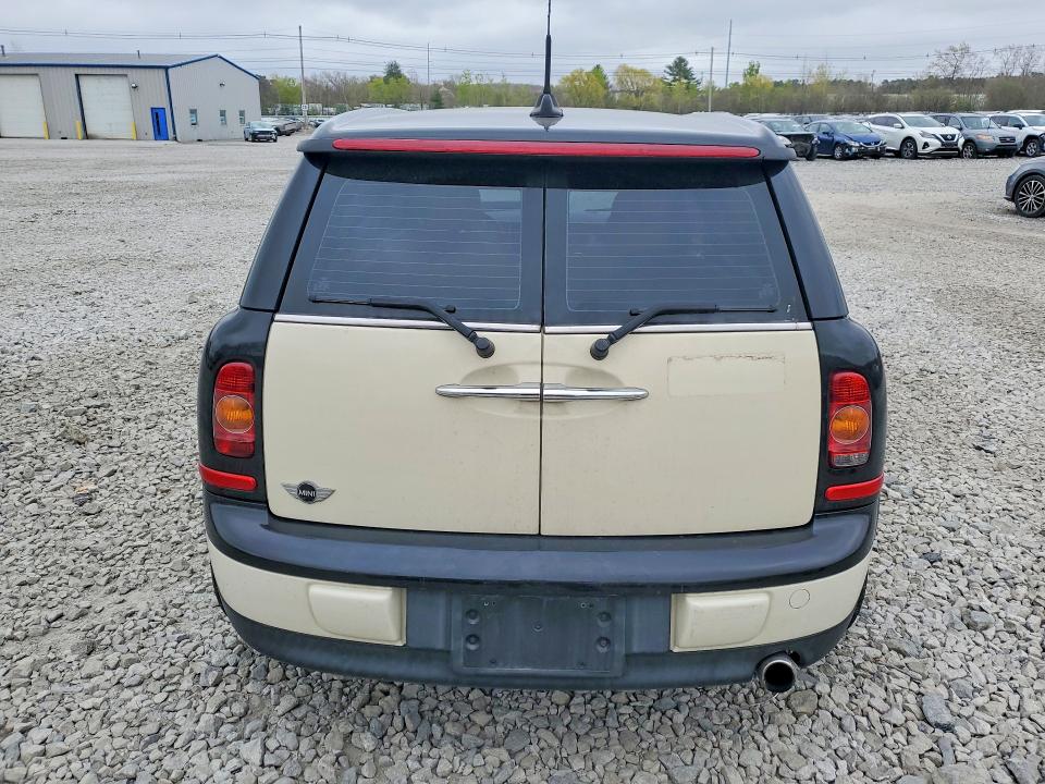 2010 Mini Cooper clubman VIN WMWML3C52ATX38171 COPART salvage auction — NORMAL WEAR, MA - CERTIFICATE OF TITLE, sold $800 on 2026-08-13 (photo 6)