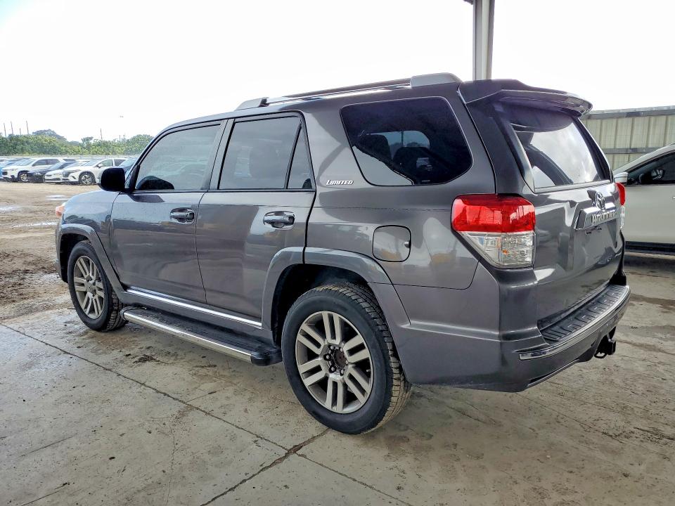 2012 Toyota 4runner VIN JTEZU5JR2C5043280 COPART salvage auction — MINOR DENT/SCRATCHES, Fl - Certificate Of Title (P), sold $10,300 on 2026-07-29 (photo 2)