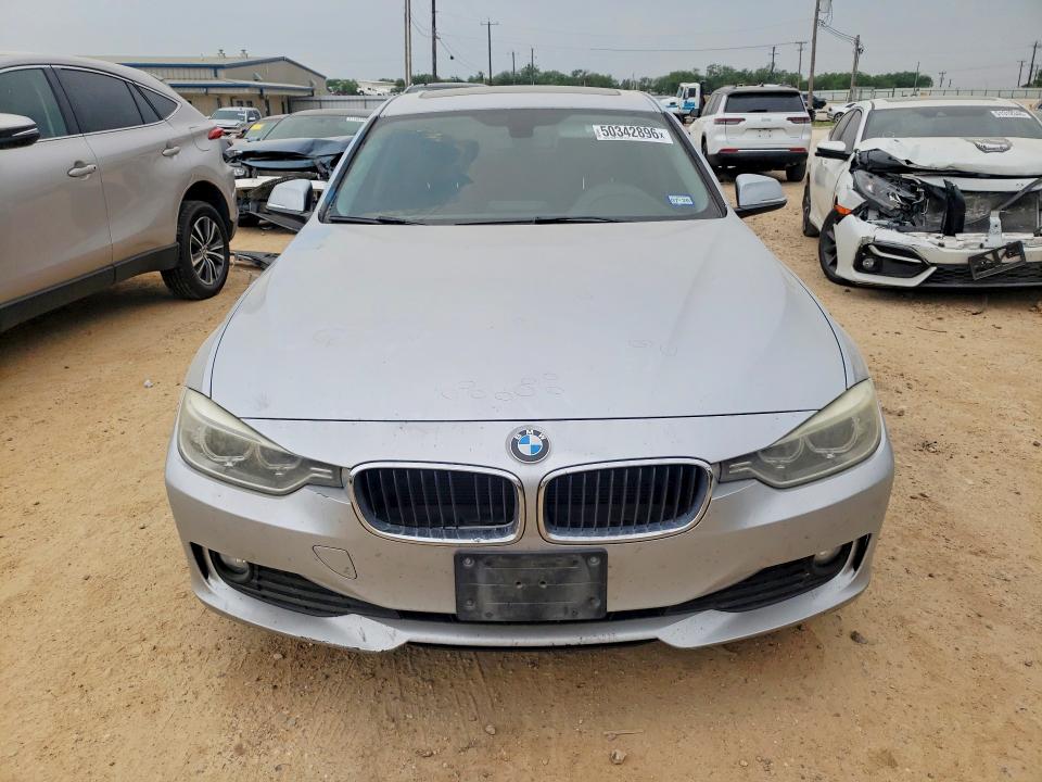 2014 BMW 3er VIN WBA3B1C50EK134214 COPART salvage auction — HAIL, Tx - Certificate Of Title, sold $2,300 on 2026-07-16 (photo 5)