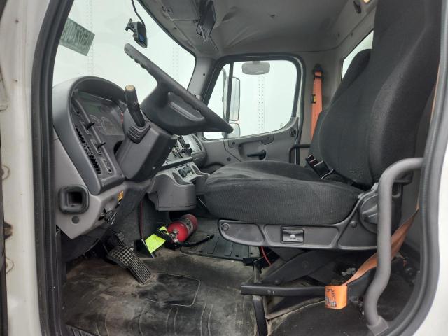 2017 Freightliner M2 106 VIN 1FVACWDU7HHJG3754 COPART salvage auction — MINOR DENT/SCRATCHES, NC - DEALER ONLY CLEAN TITLE, sold $14,500 on 2026-07-07 (photo 7)