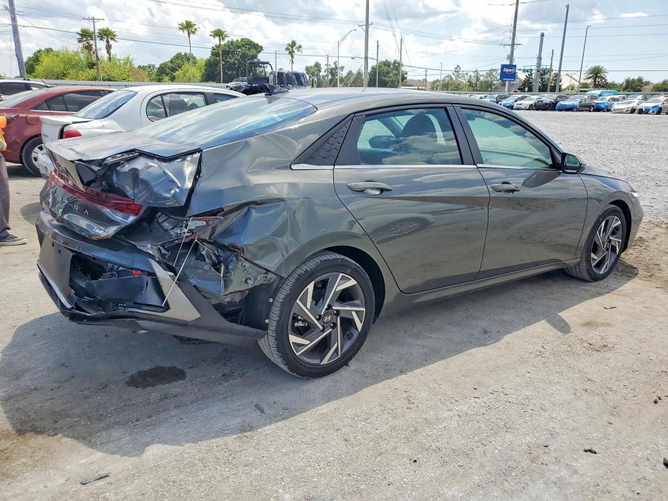 2025 Hyundai Elantra VIN KMHLP4DGXSU936562 COPART salvage auction — REAR END, FL, sold $7,800 on 2026-07-17 (photo 3)