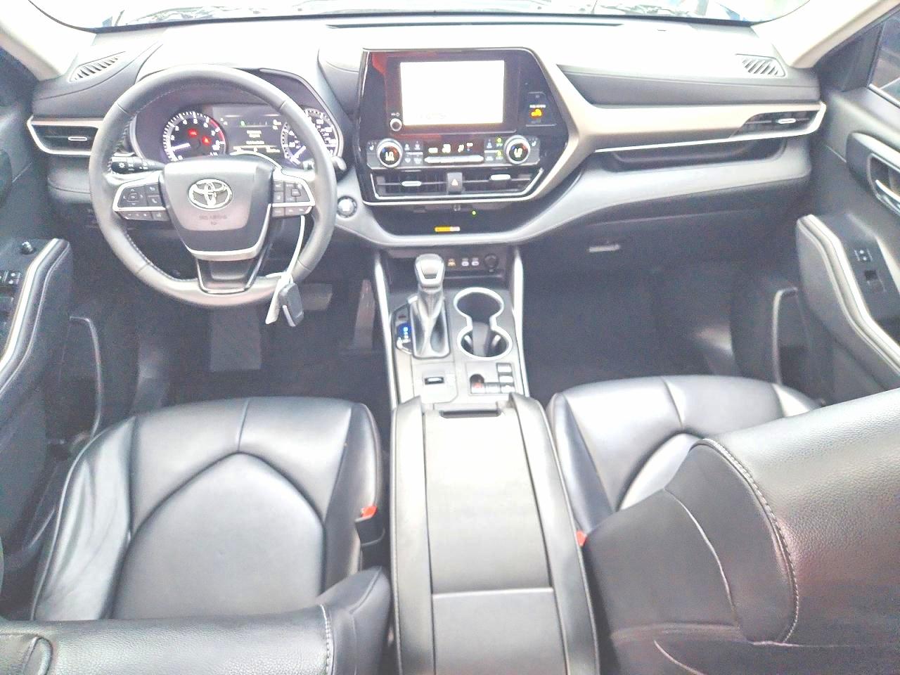 2023 Toyota Highlander VIN 5TDKDRAH1PS018083 COPART salvage auction — Front End, FL - CERTIFICATE OF TITLE, sold $16,900 on 2026-07-09 (photo 8)