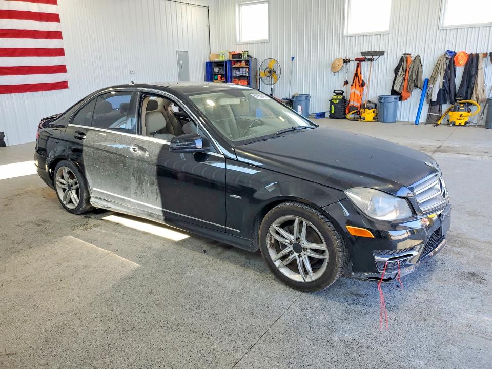2012 Mercedes-benz C-klasse VIN WDDGF4HB0CR234736 COPART salvage auction — REAR END, Tx - Salvage Vehicle Title, sold $175 on 2026-07-31 (photo 4)