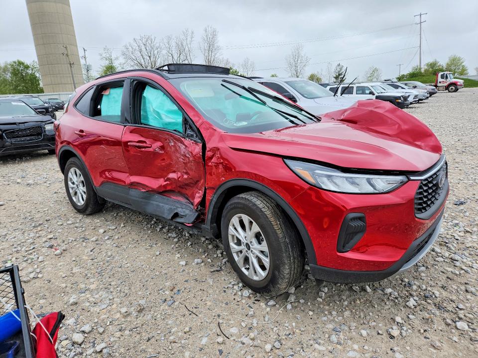 2025 Ford Escape VIN 1FMCU9GN2SUA30485 COPART salvage auction — FRONT END, MI - CERT OF TITLE-SALVAGE VEHICLE, sold $1,750 on 2026-07-02 (photo 4)