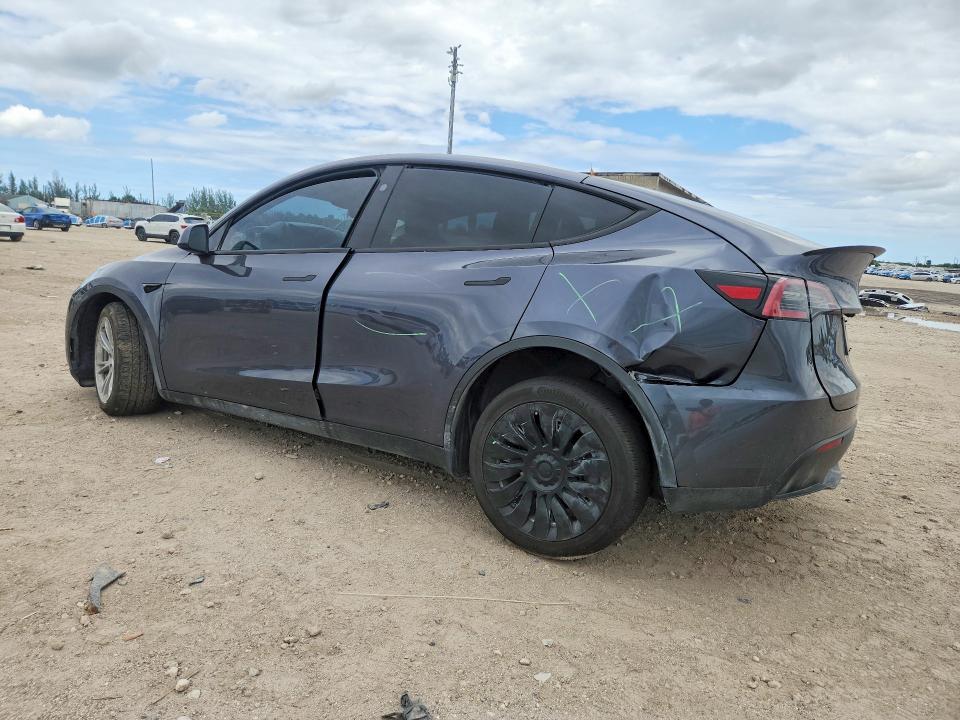 2023 Tesla Model y VIN 7SAYGDEE6PF923950 COPART salvage auction — FRONT END, Salvage Title, sold $1,800 on 2026-07-28 (photo 2)