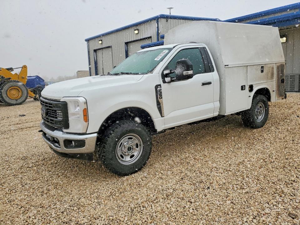 2025 Ford F-350 super duty VIN 1FTRF3BA4SED28802 — COPART salvage auction photo