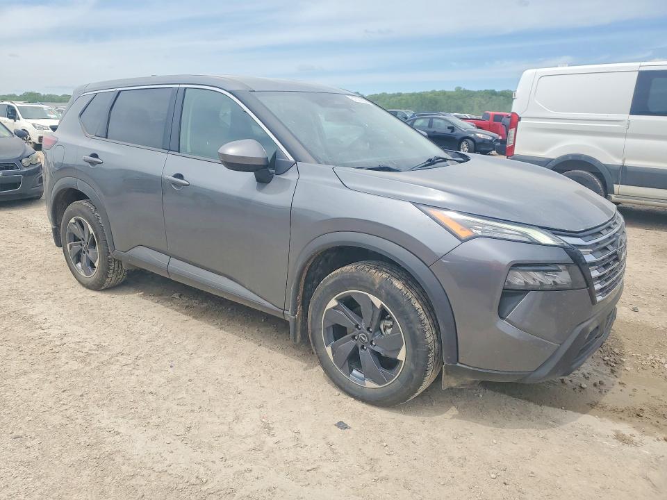 2024 Nissan Rogue VIN 5N1BT3BA4RC742433 COPART salvage auction — HAIL, Ks - Cert Of Title-Salvage, sold $8,500 on 2026-07-02 (photo 4)