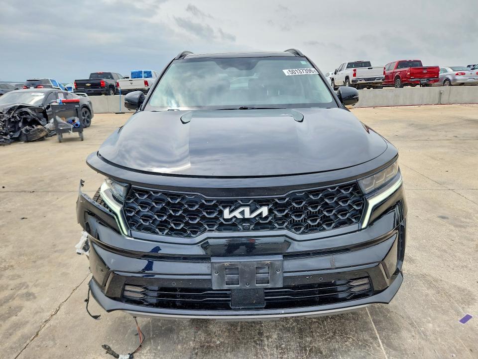 2022 Kia Sorento VIN 5XYRK4LFXNG071829 COPART salvage auction — FRONT END, TX - SALVAGE VEHICLE TITLE, sold $8,000 on 2026-07-06 (photo 5)