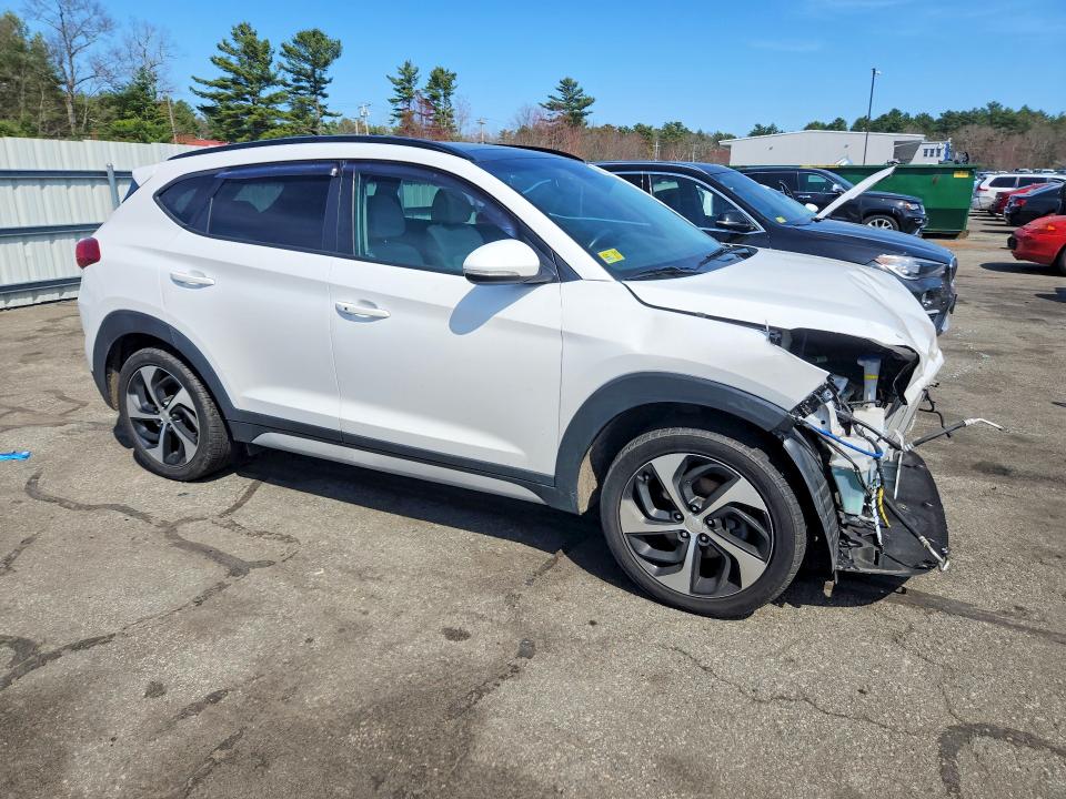 2018 Hyundai Tucson VIN KM8J3CA27JU755665 COPART salvage auction — FRONT END, RI - SALVAGE CERTIFICATE OF TITLE, sold $3,750 on 2026-07-07 (photo 4)