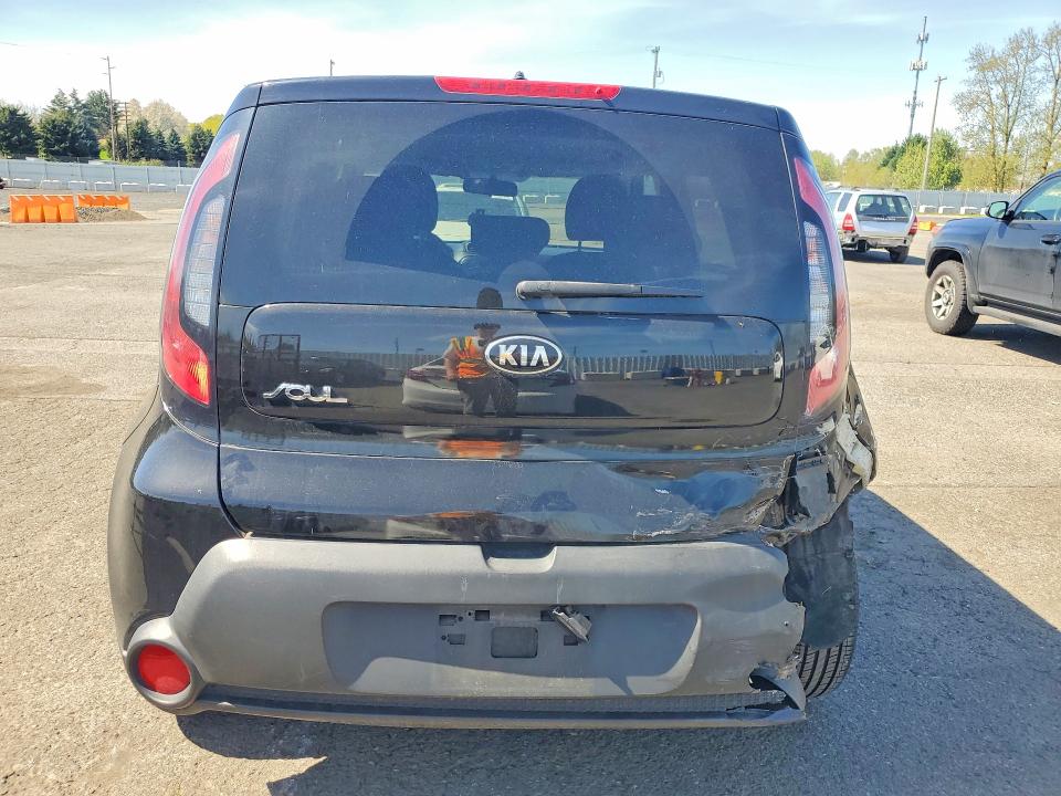 2015 Kia Soul VIN KNDJN2A21F7215873 COPART salvage auction — REAR END, Or - Salvage Title Certificate, sold $1,350 on 2026-07-06 (photo 6)