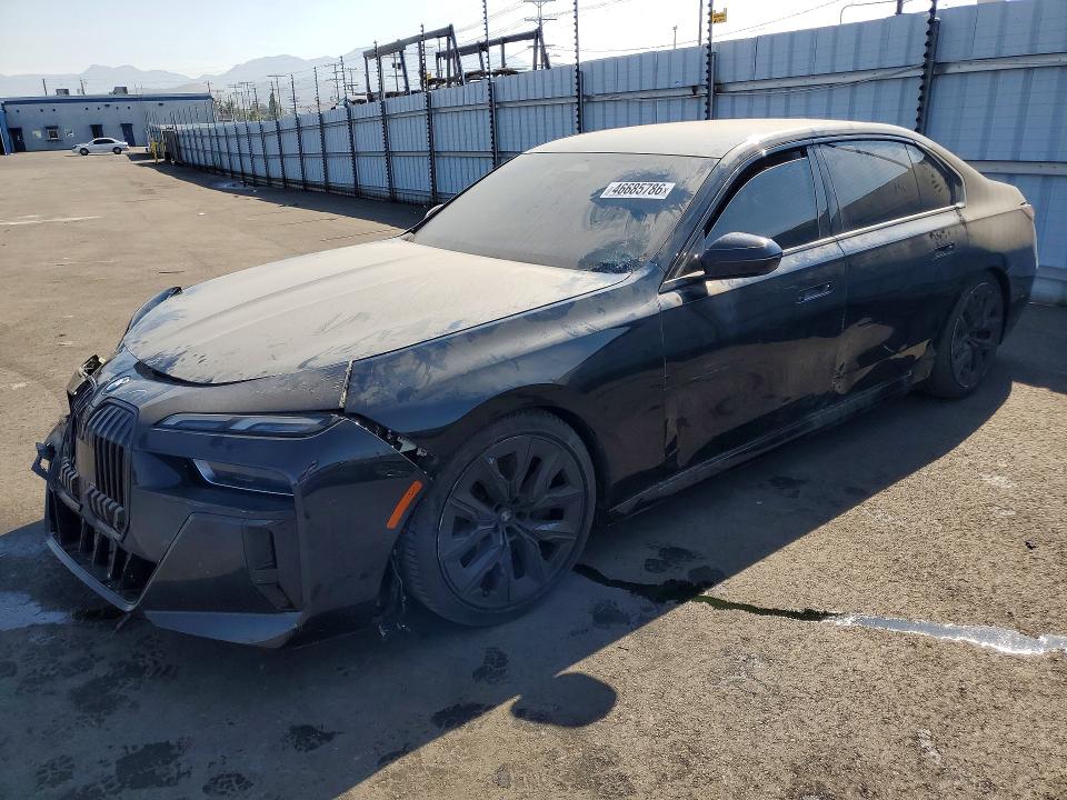 2024 BMW 7er VIN WBA23EH08RCT01853 — COPART salvage auction photo
