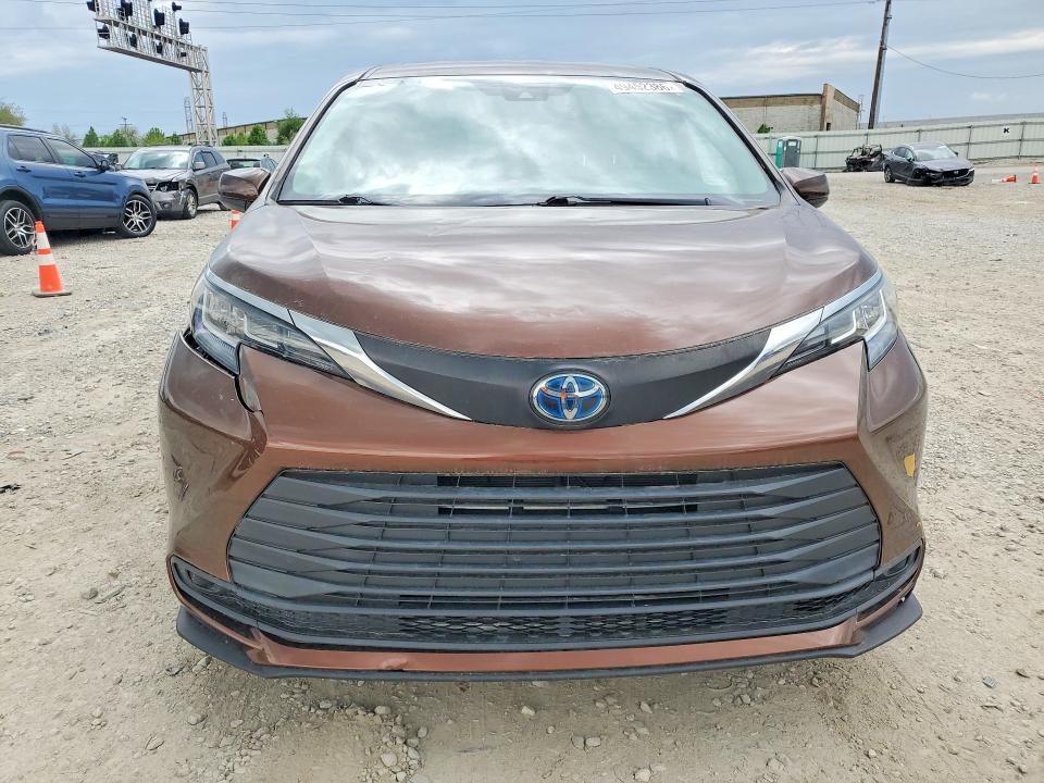 2021 Toyota Sienna VIN 5TDKSKFC5MS016343 COPART salvage auction — FRONT END, Id - Salvage Certificate Of Title, sold $8,800 on 2026-07-21 (photo 5)