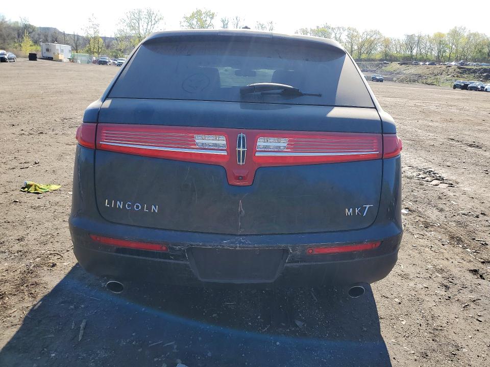 2019 Lincoln townhouse Mkt VIN 2LMHJ5AT0KBL01634 COPART salvage auction — MINOR DENT/SCRATCHES, NY - CERTIFICATE OF TITLE, sold $1,700 on 2026-07-28 (photo 6)