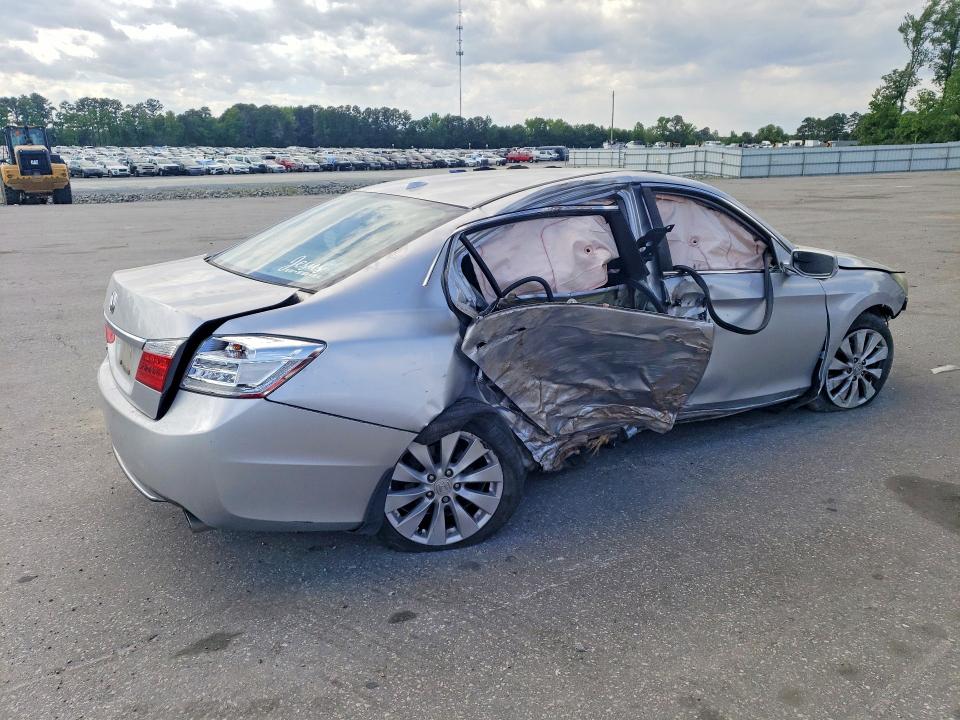 2013 Honda VIN 1HGCR2F89DA116343 COPART salvage auction — SIDE, Nc - Salvage Certificate Of Title, sold $500 on 2026-07-02 (photo 3)