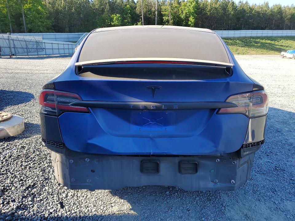 2018 Tesla Model x VIN 5YJXCBE42JF137392 COPART salvage auction — REAR END, NC - SALVAGE CERTIFICATE OF TITLE, sold $175 on 2026-07-30 (photo 6)