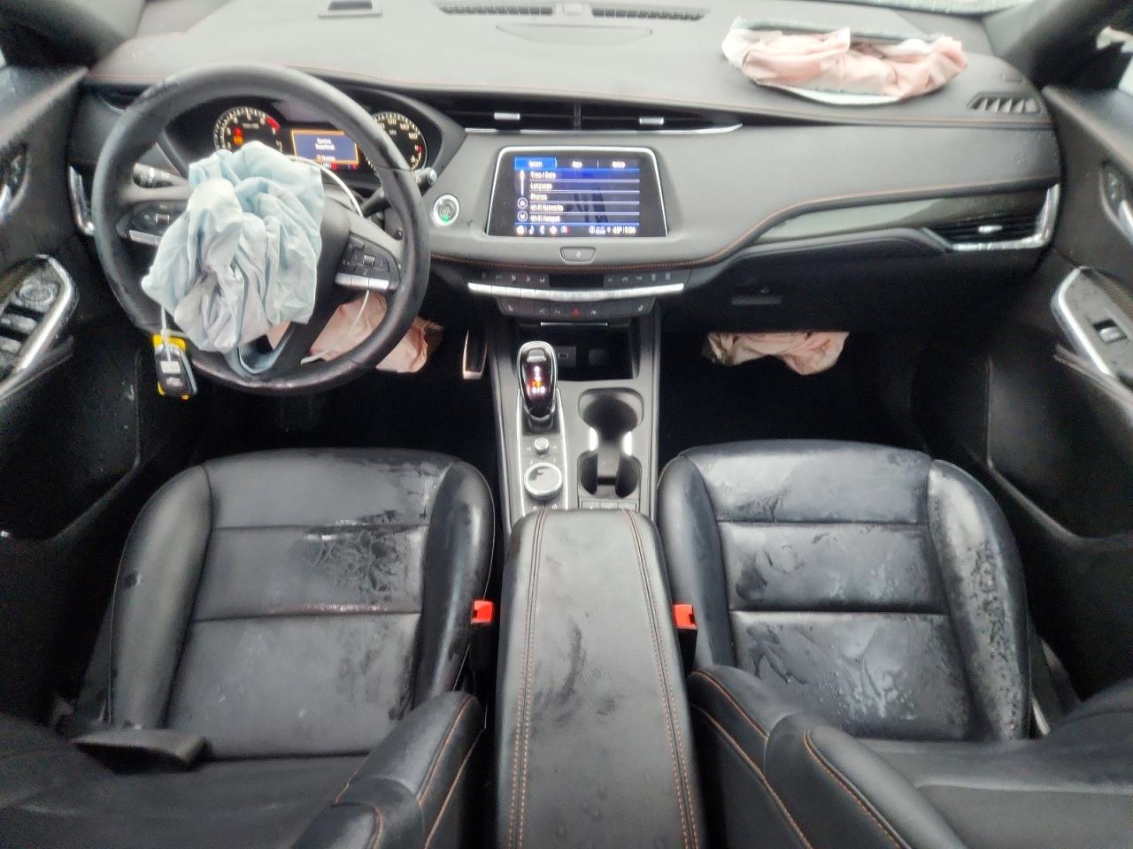2022 Cadillac XT4 VIN 1GYFZER43NF122966 COPART salvage auction — Front End, TX - CERTIFICATE OF TITLE, sold $6,100 on 2026-07-09 (photo 8)