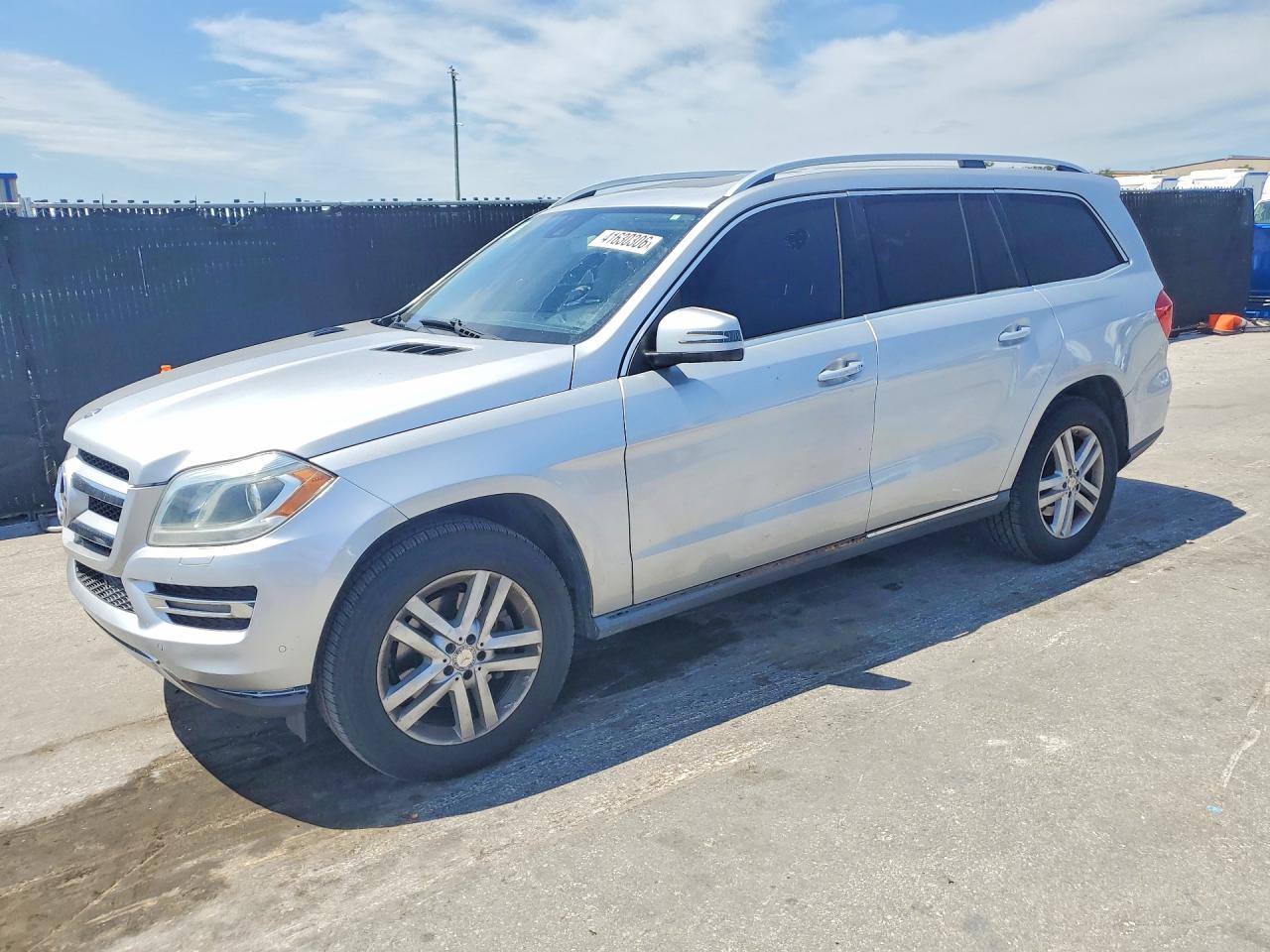 2014 Mercedes-Benz GL-Class VIN 4JGDF7CE2EA339548 — COPART salvage auction photo