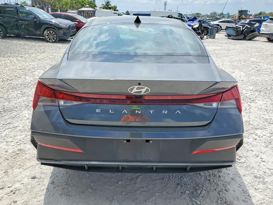2025 Hyundai Elantra VIN KMHLL4DGXSU947752 COPART salvage auction — FRONT END, FL, sold $5,000 on 2026-07-20 (photo 6)