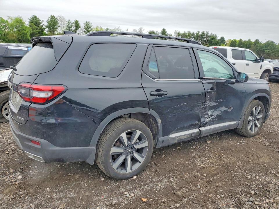 2025 Honda Pilot VIN 5FNYG1H78SB153879 COPART salvage auction — SIDE, Md - Cert Of Salvage > 75% Damage, sold $14,100 on 2026-07-27 (photo 3)