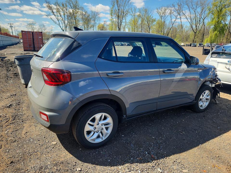 2022 Hyundai VIN KMHRB8A32NU141916 COPART salvage auction — FRONT END, Salvage Title, sold $3,200 on 2026-07-10 (photo 3)