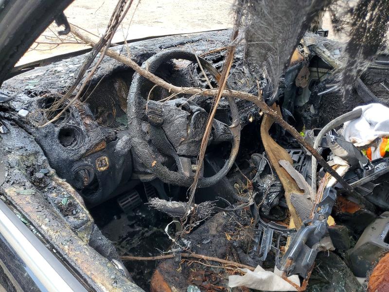 2016 Volkswagen Tiguan VIN WVGBV7AX9GW016313 COPART salvage auction — BURN, Md - Cert Of Salvage > 75% Damage, sold $100 on 2026-08-05 (photo 8)
