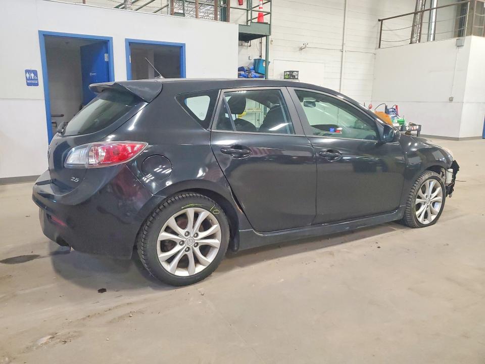 2011 Mazda 3 VIN JM1BL1K50B1370148 COPART salvage auction — FRONT END, MN - CERT OF TITLE-PRIOR SALVAGE, sold $375 on 2026-07-23 (photo 3)