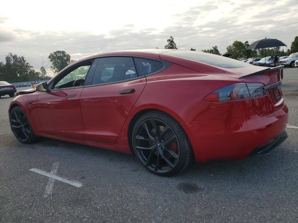 2018 Tesla Model s VIN 5YJSA1E24JF270390 COPART salvage auction — SIDE, Salvage Title, sold $2,700 on 2026-07-21 (photo 2)