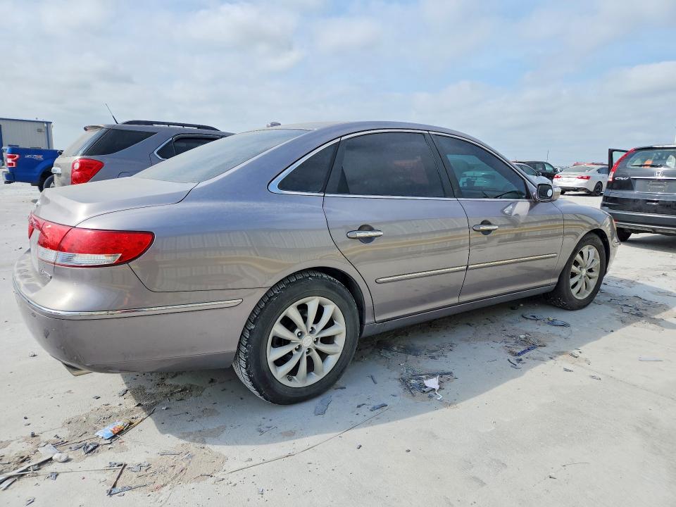 2008 Hyundai Azera VIN KMHFC46F88A254416 COPART salvage auction — REAR END, Tx - Certificate Of Title, sold $625 on 2026-07-14 (photo 3)