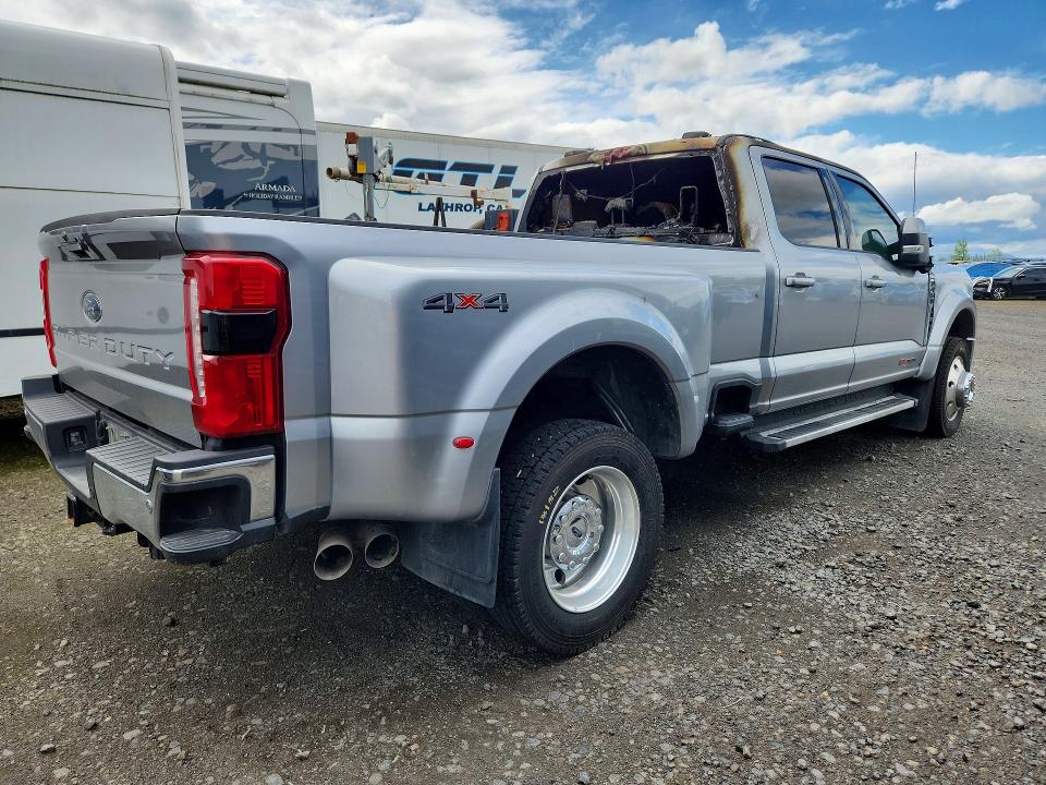 2023 Ford F-450 super duty VIN 1FT8W4DM0PEC08592 COPART salvage auction — INTERIOR BURN, Id - Salvage Certificate Of Title, sold $29,000 on 2026-08-01 (photo 3)