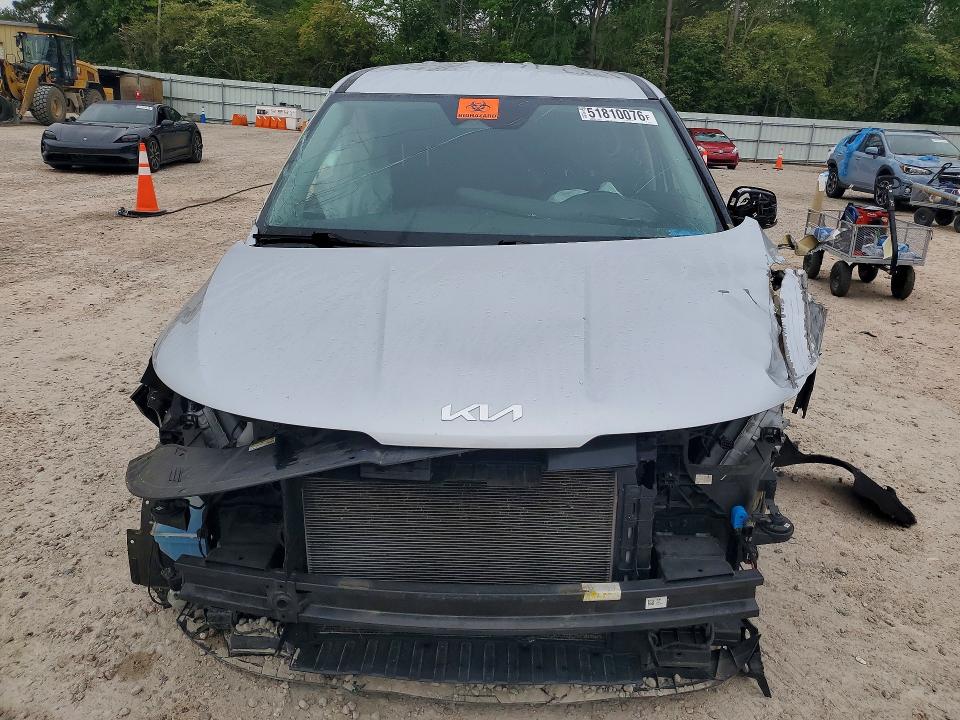 2023 Kia VIN KNDNB4H35P6193131 COPART salvage auction — SIDE, Nc - Salvage Certificate Of Title, sold $2,100 on 2026-07-17 (photo 5)