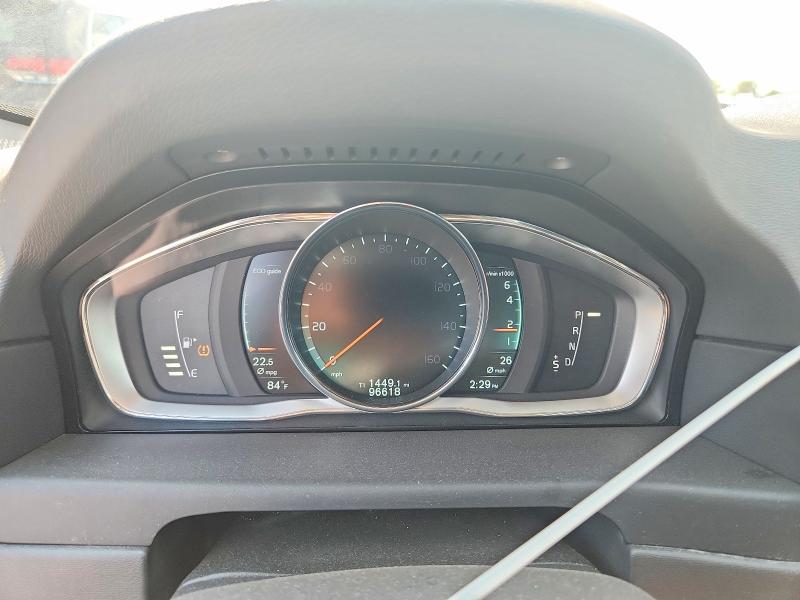 2015 Volvo S80 VIN YV140MAK6F1186150 COPART salvage auction — FRONT END, In - Cert Of Title-Salvage Title, sold $1,300 on 2026-08-03 (photo 9)