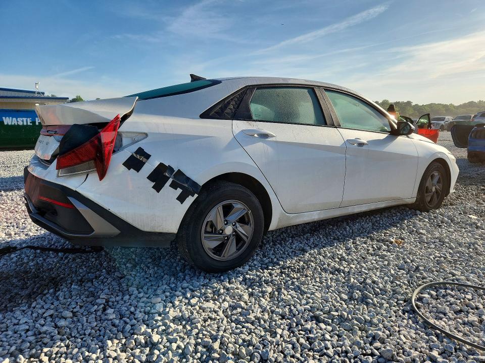 2024 Hyundai Elantra VIN KMHLL4DG1RU803193 COPART salvage auction — REAR END, Ga - Cert Of Title-Salvage, sold $6,300 on 2026-07-09 (photo 3)