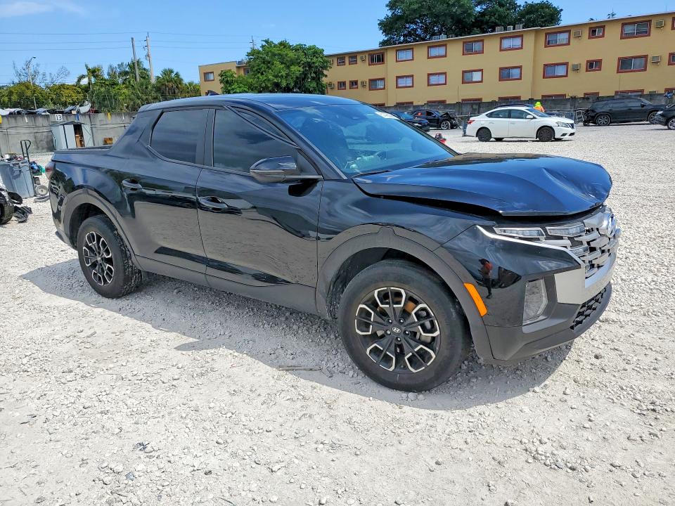2024 Hyundai Santa cruz VIN 5NTJB4DE8RH120092 COPART salvage auction — FRONT END, Fl - Certificate Of Destruction, sold $5,800 on 2026-07-07 (photo 4)