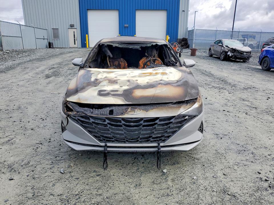 2021 Hyundai Elantra VIN KMHLM4AG2MU152909 COPART salvage auction — BURN, Ns - Cert Of Reg - Non-Repairable, sold $475 on 2026-07-09 (photo 5)