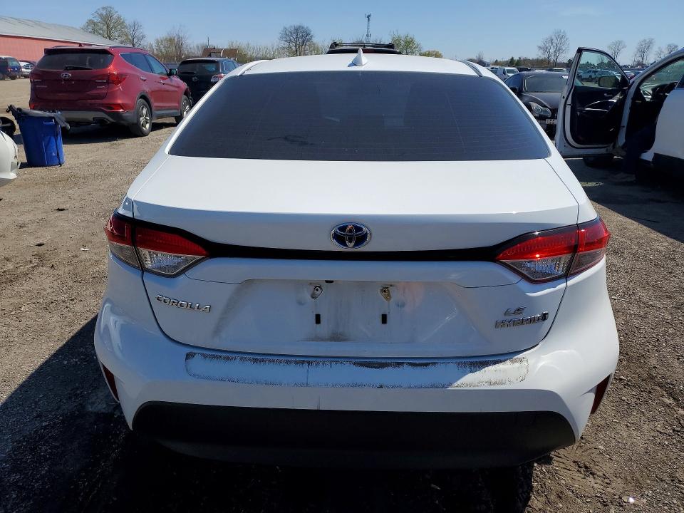 2023 Toyota Corolla VIN JTDBDMHE2P3003981 COPART salvage auction — SIDE, Salvage Title, sold $8,300 on 2026-07-21 (photo 6)