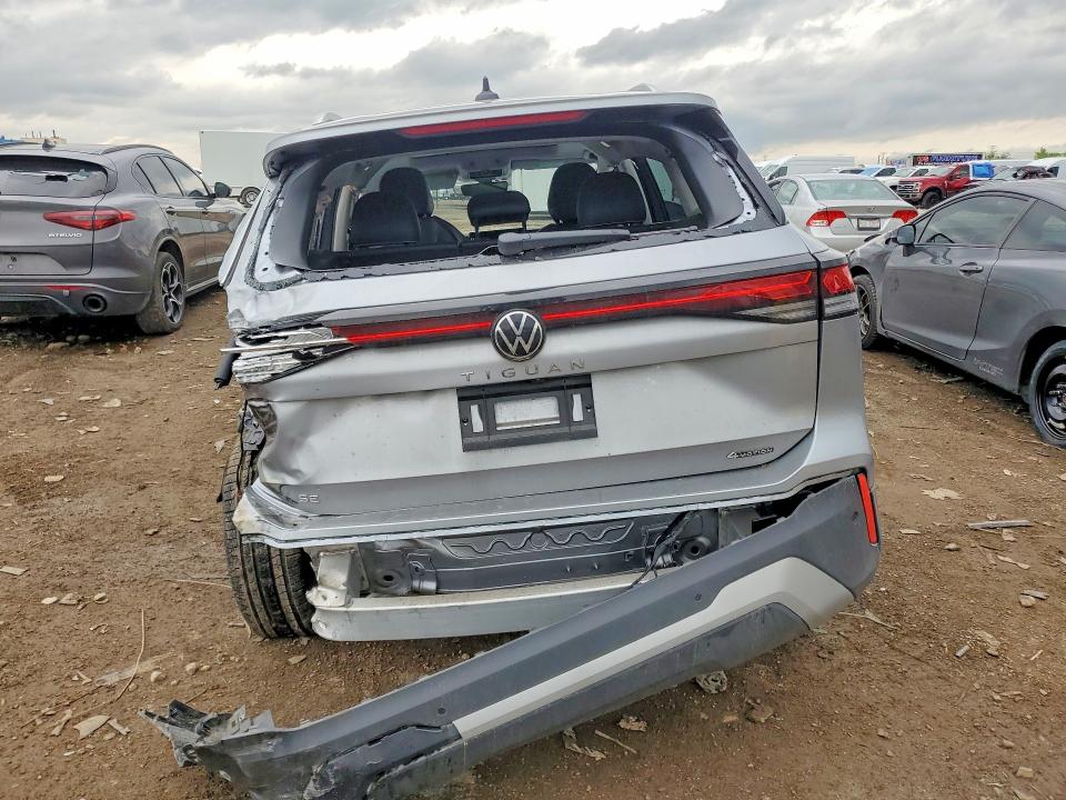 2025 Volkswagen VIN 3VVMR7RM3SM063360 COPART salvage auction — SIDE, Il - Salvage Certificate, sold $6,100 on 2026-07-31 (photo 6)