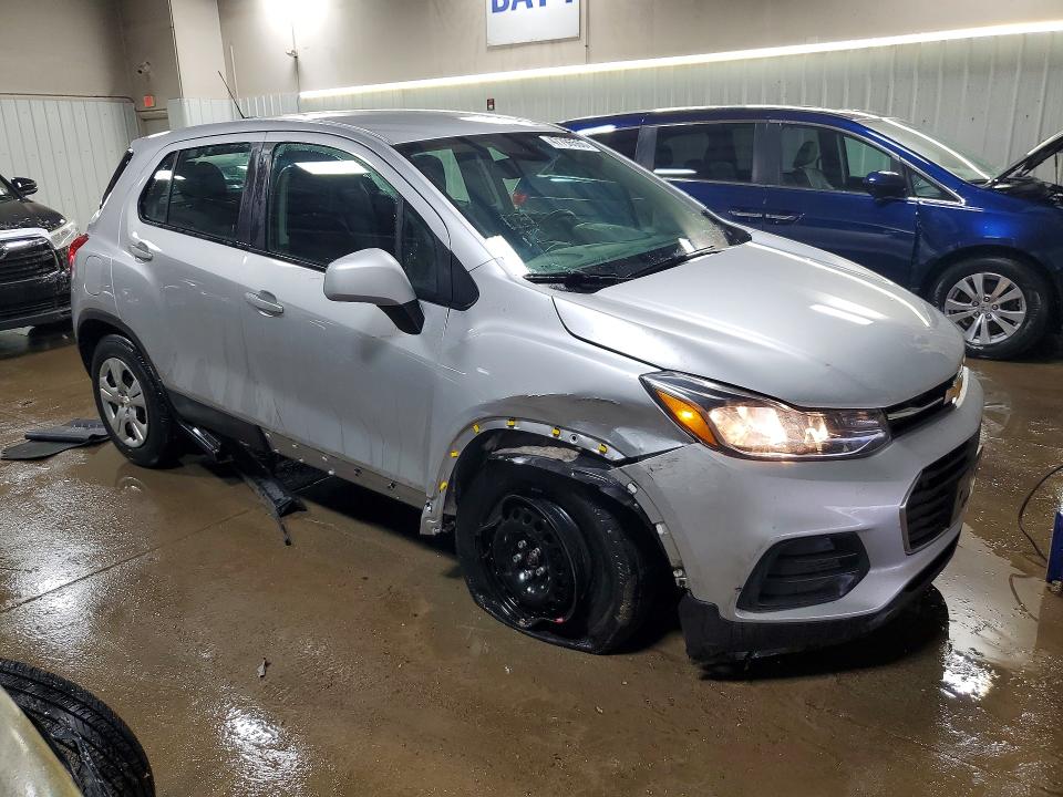 2018 Chevrolet Trax VIN KL7CJKSB7JB602644 COPART salvage auction — SIDE, Il - Salvage Certificate, sold $1,100 on 2026-07-09 (photo 4)