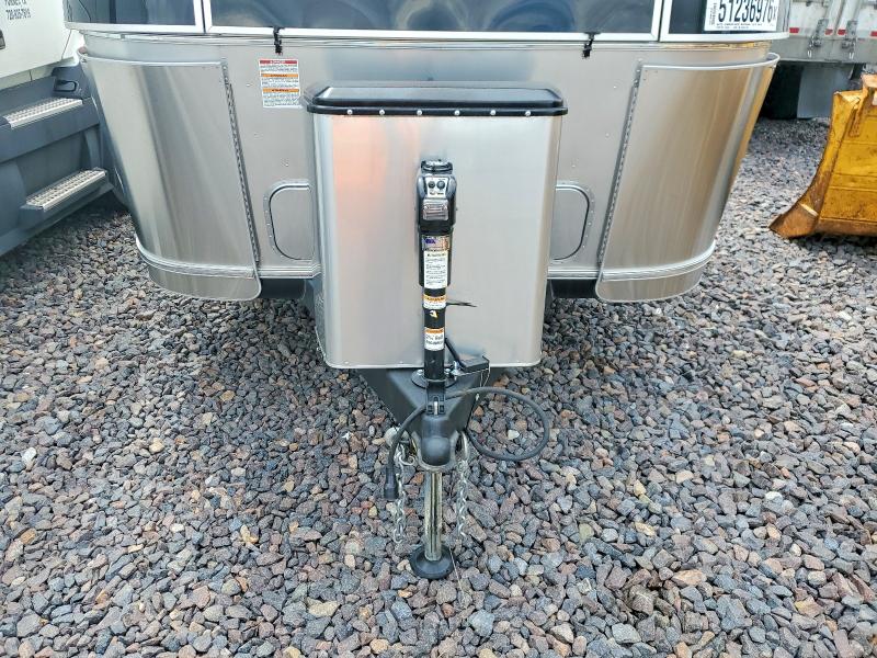 2024 Airstream Camper VIN 1STTNYL22RJ572643 COPART salvage auction — REAR END, IN - CERT OF TITLE-SALVAGE TITLE, sold $21,200 on 2026-07-30 (photo 7)
