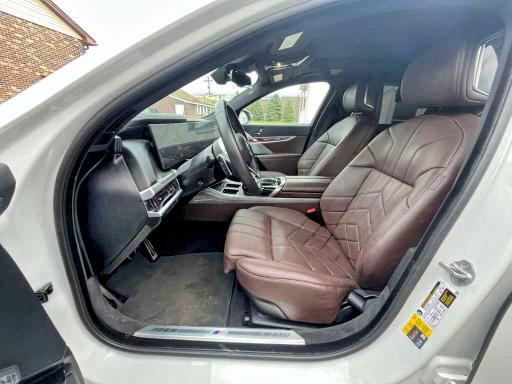 2023 BMW I7 VIN WBY53EJ08PCL69978 COPART salvage auction — MINOR DENT/SCRATCHES, Ca - Certificate Of Title (P), sold $50,000 on 2026-07-30 (photo 6)