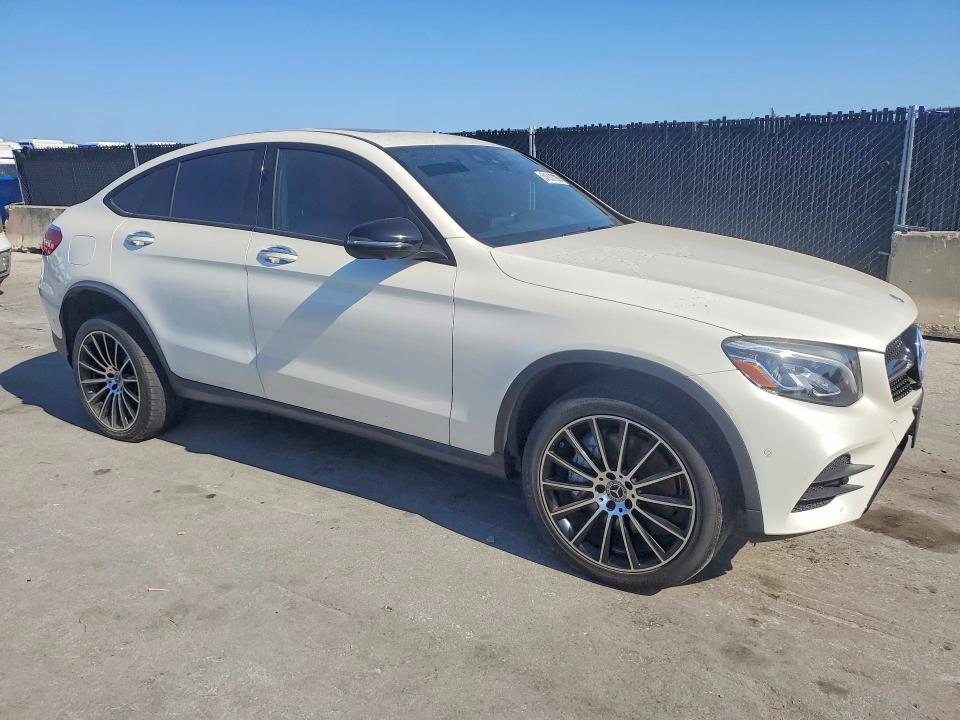 2019 Mercedes-benz Glc VIN WDC0J4KB5KF639150 COPART salvage auction — MINOR DENT/SCRATCHES, Fl - Certificate Of Title, sold $18,700 on 2026-07-27 (photo 4)