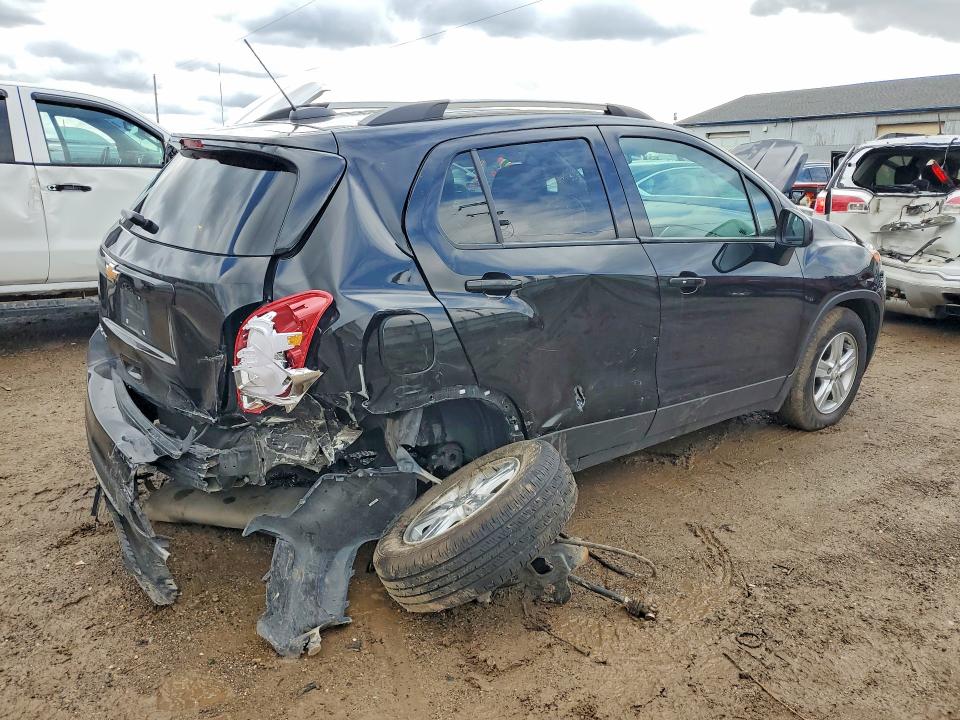 2022 Chevrolet Trax VIN KL7CJPSM4NB563192 COPART salvage auction — REAR END, Mi - Scrap Certificate Of Title, sold $1,850 on 2026-07-08 (photo 3)