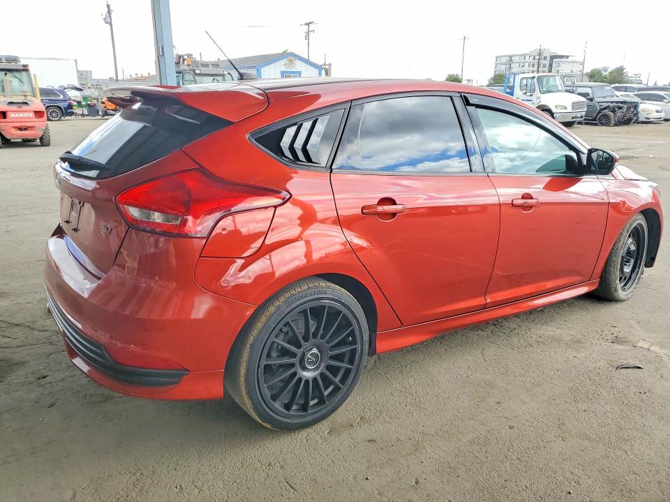 2018 Ford VIN 1FADP3L95JL303824 COPART salvage auction — FRONT END, CA - SALVAGE CERTIFICATE, sold $4,550 on 2026-07-02 (photo 3)
